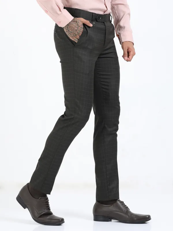 McHenry_Checkered_Waist_Expandable_Slim_Fit_2-Way_Lycra_Stretch_Formal_Trouser