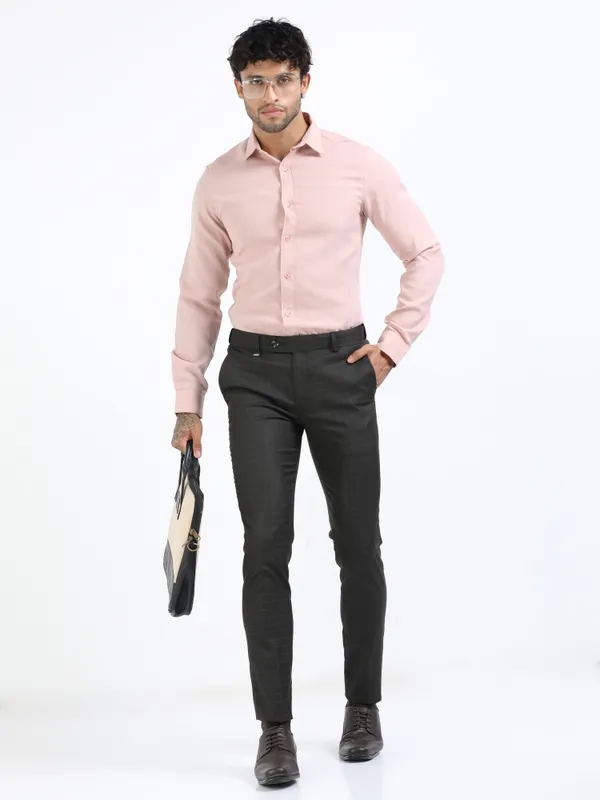 McHenry_Checkered_Waist_Expandable_Slim_Fit_2-Way_Lycra_Stretch_Formal_Trouser