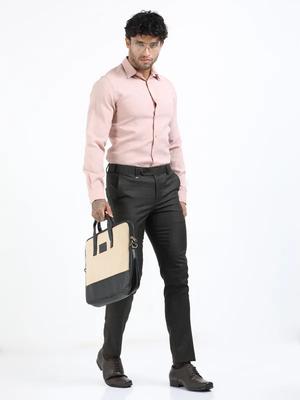 McHenry_Checkered_Waist_Expandable_Slim_Fit_2-Way_Lycra_Stretch_Formal_Trouser