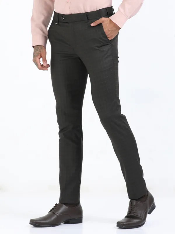 McHenry_Checkered_Waist_Expandable_Slim_Fit_2-Way_Lycra_Stretch_Formal_Trouser