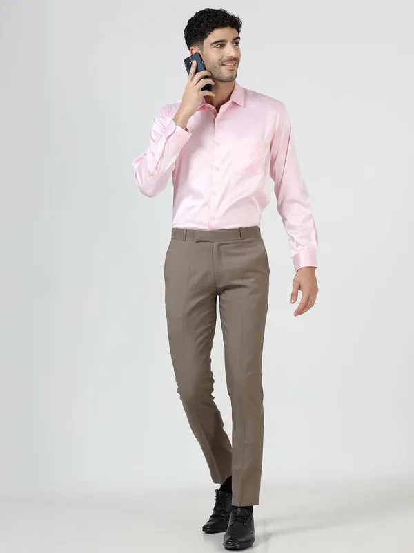 Wrinkle_Free_Slim_Fit_Formal_Trousers_(in,_Numeric,_30,_Beige)