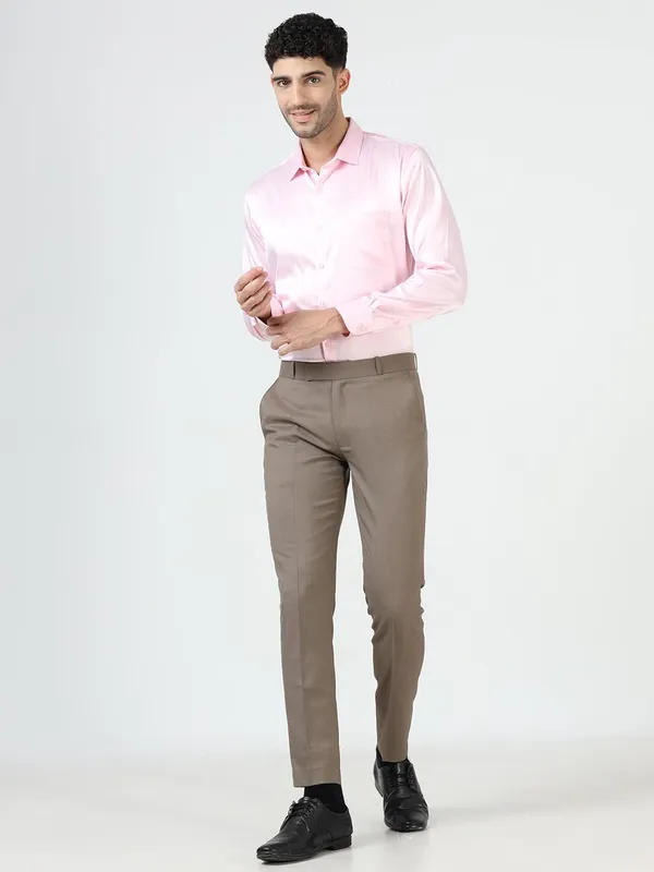 Wrinkle_Free_Slim_Fit_Formal_Trousers_(in,_Numeric,_30,_Beige)