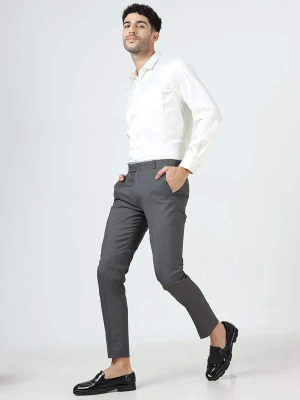 Melange_Grey_Wrinkle_Free_Slim_Fit_Formal_Trousers_For_Men
