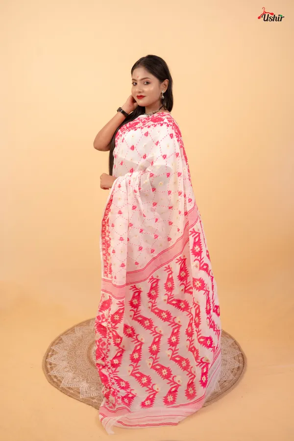 White_&_pink_dhakai_couple_set