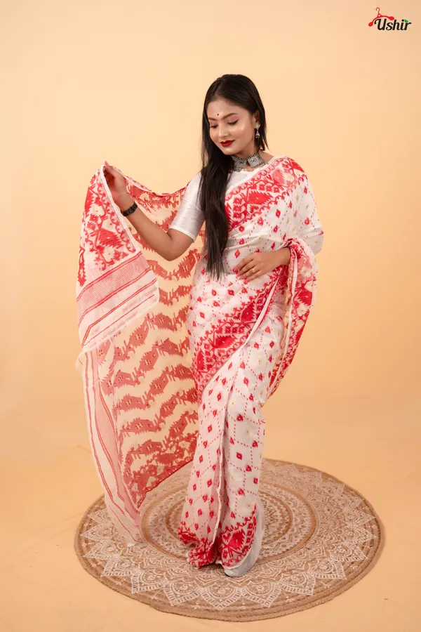 Red_&_White_Dhakai_Jamdani_Saree