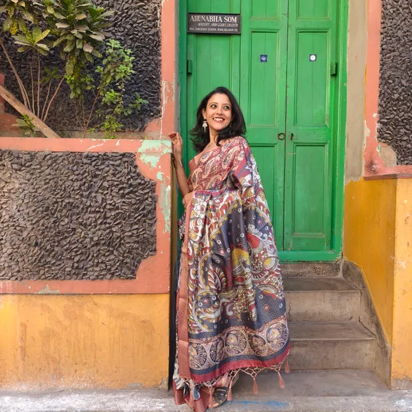 Sleek_Sophistication-Grey_Mysore_Silk_Saree_with_Jari_Work_and_Jhallar