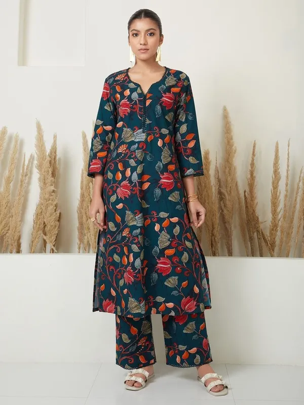 Floral_Printed_Cotton_Blend__Kurta_and_Pant_Set_For_Women