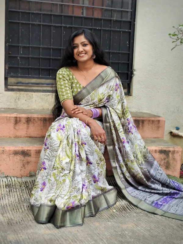 Green_&_White_Dola_Silk_Digital_Print_Saree_for_Wedding_&_Festive_Wear