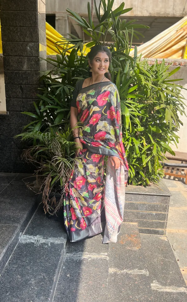 Midnight_Elegance-Black_Digital_Printed_Saree_with_Woven_Border