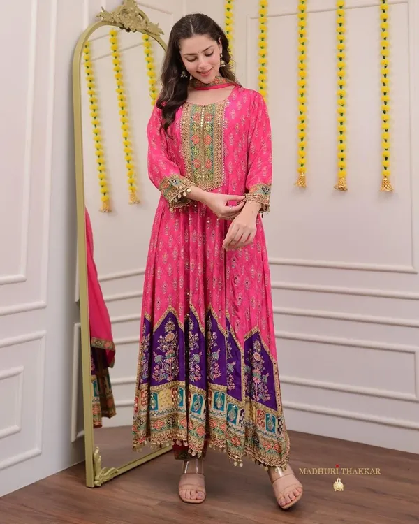 Pink_Embroidered_Kurta_Set_|_Traditional_Elegance_with_Mirror_Work