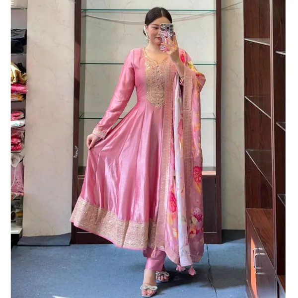 Pink_Roman_Silk_Kurta_Set_with_Embroidery