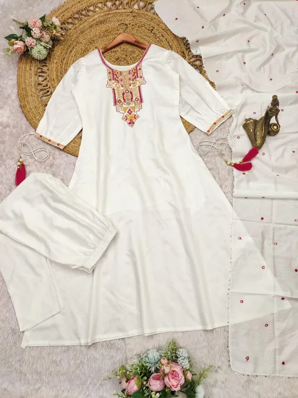 White_Premium_Chanderi_Mirror_Work_Kurta_Set_with_Dupatta