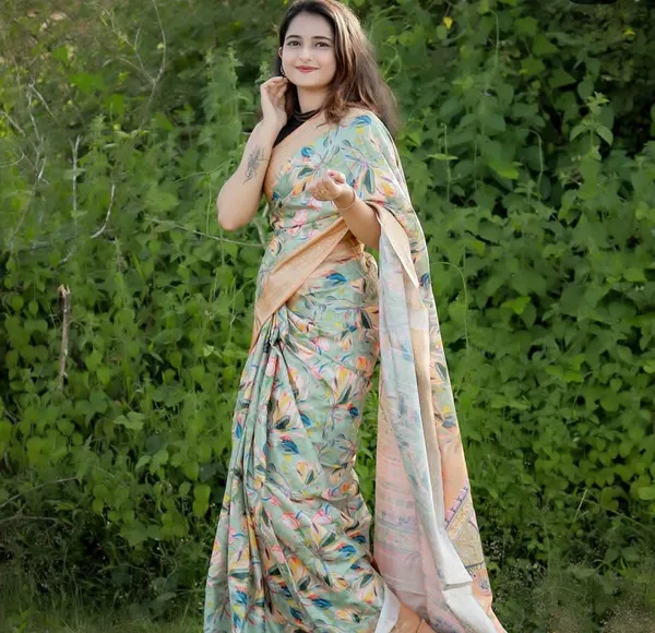 Regal_Elegance:_Dola_Silk_Digital_Print_Saree_with_Woven_Border