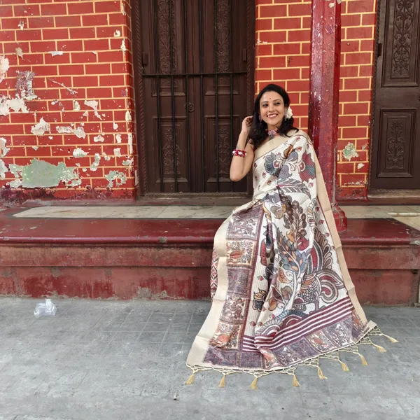 Elegant_Harmony-Grey_and_Cream_Mysore_Silk_Saree_with_Digital_Printed_Jari_Work