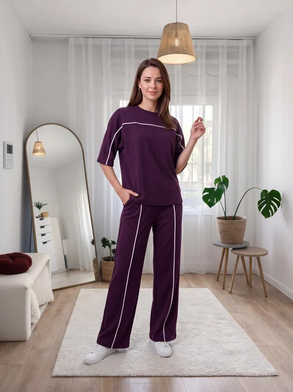 Women's_Sporty_Co-ord_Set_|_Oversized_Round_Neck_T-Shirt_&_Straight_Fit_Track_Pants_with_Contrast_Piping_|_Casual_Lounge_Wear_Set