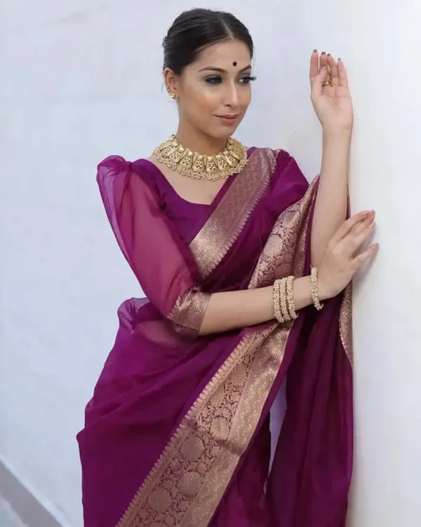 Lovely_Purple_Organza_Weaving_Border_Saree_with_Unstitched_Blouse