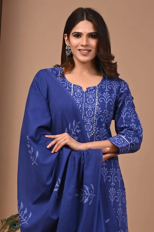 Dark_Blue_colour_Pure_Cotton_Suit_with_Mulmul_Duptta_(3_Piece)