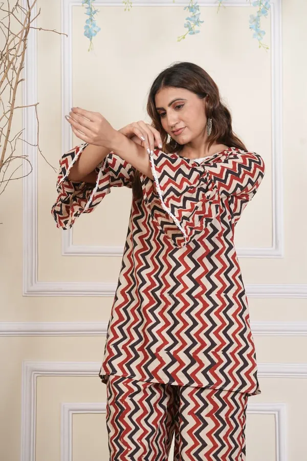 Red,_Peach_&_Black_Plazo_Kurti_(Cotton)_Pack_of_2_Pieces
