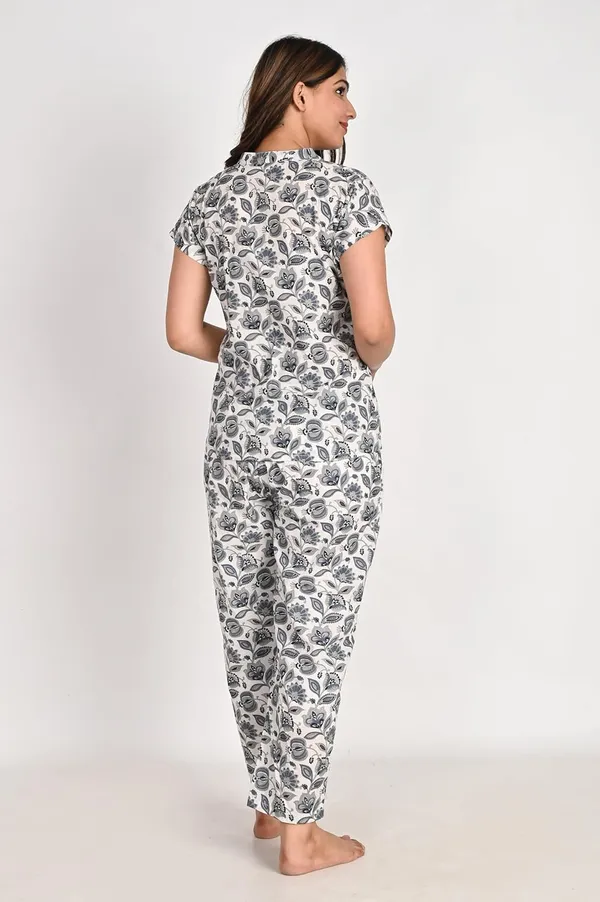 Grey_&_White_Cotton_kurti_Pajama_Set_For_Women