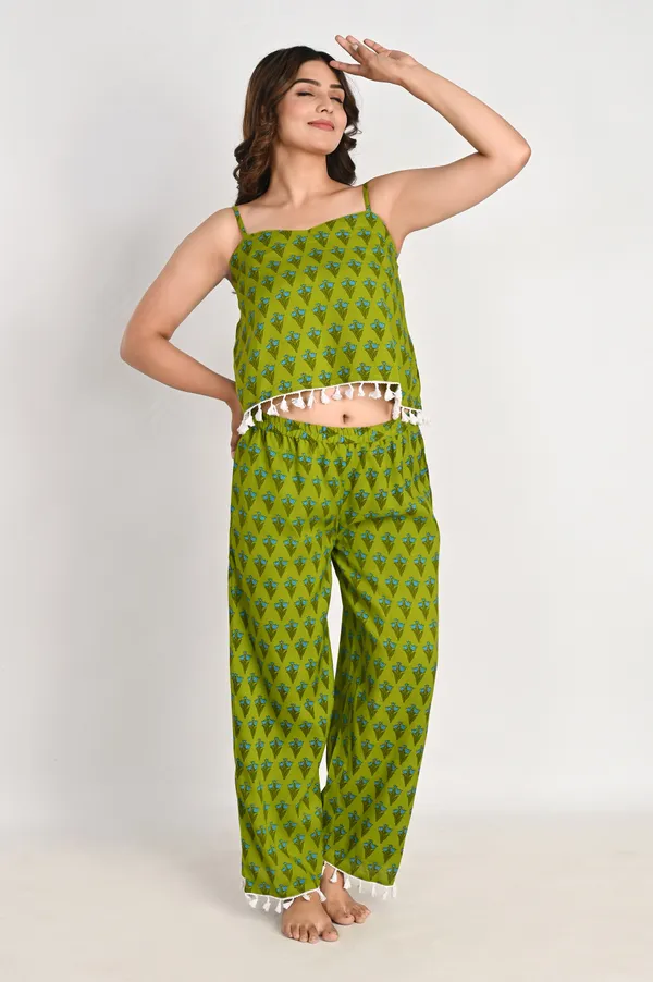 Green_Cotton_kurti_Pajama_Set_For_Women