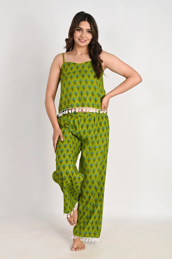 Green_Cotton_kurti_Pajama_Set_For_Women