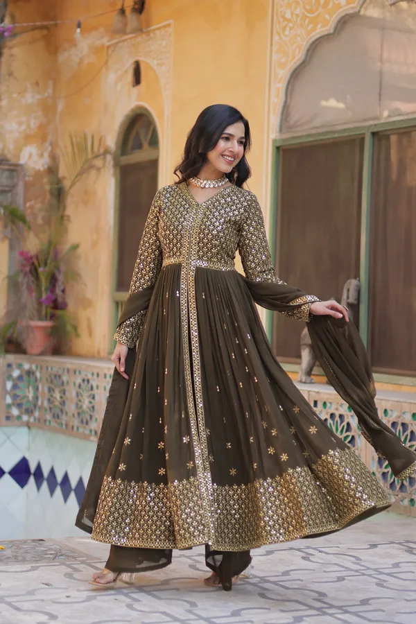 KURTI_WITH_PANT_&_DUPATTA_SET