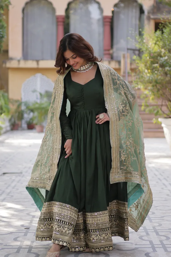 GOWN-WITH-DUPATTA_COLLECTIONS