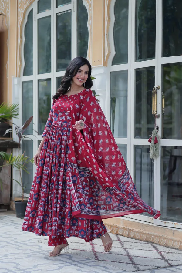 Maroon__Kurti_With__Pant_And__Dupatta_Set_Ethnic_Wear_Push_Premium_For_Women