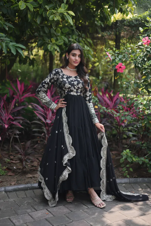 Black_Faux_Blooming_Gown_With_Viscose_Dyable_Jacquard_With_Sequins_Embroidered_Work_Faux_Blooming_Dupatta_For_Women