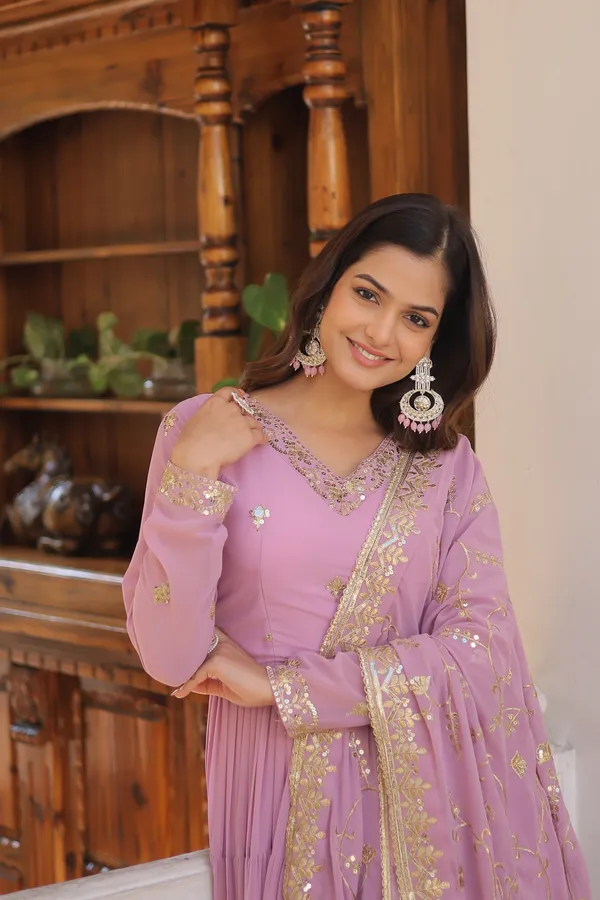 Purple_Gown_With_Dupatta_Set_Push_Premium_For_Women