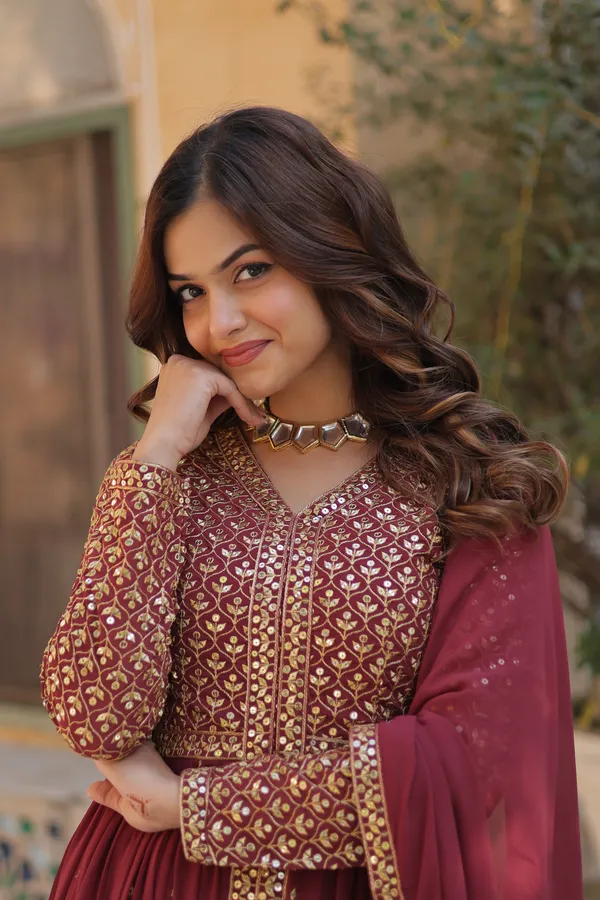 KURTI_WITH_PANT_&_DUPATTA_SET