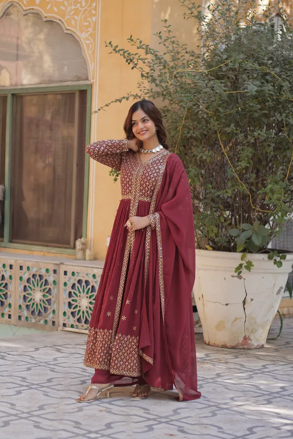 KURTI_WITH_PANT_&_DUPATTA_SET