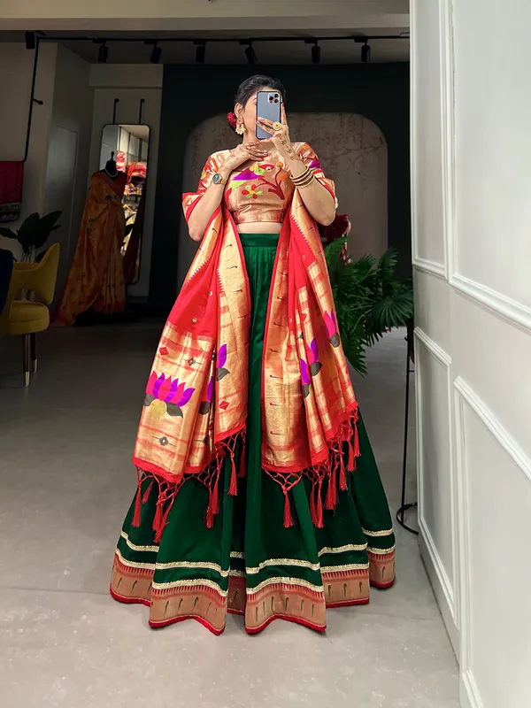 Crafted_in_silk,_designed_for_royalty