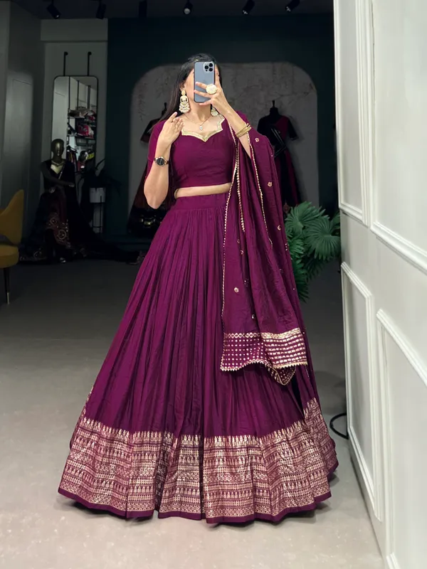 Crafted_for_Grace_and_Beauty:_Pure_Chanderi_Plain_Lehenga_with_Intricate_Zari_Work_Border,_Accompanied_by_Sequin_Embellished_Dupatta_??