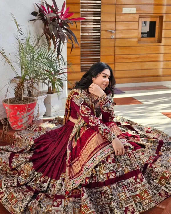 Celebrate_the_nine_nights_of_devotion_in_a_lehenga_that_captures_the_essence_of_tradition,_woven_in_intricate_motifs_and_luxurious_textures.