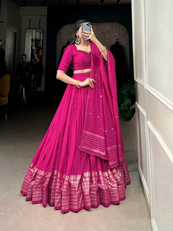 Crafted_for_Grace_and_Beauty:_Pure_Chanderi_Plain_Lehenga_with_Intricate_Zari_Work_Border,_Accompanied_by_Sequin_Embellished_Dupatta_??