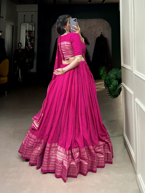 Crafted_for_Grace_and_Beauty:_Pure_Chanderi_Plain_Lehenga_with_Intricate_Zari_Work_Border,_Accompanied_by_Sequin_Embellished_Dupatta_??