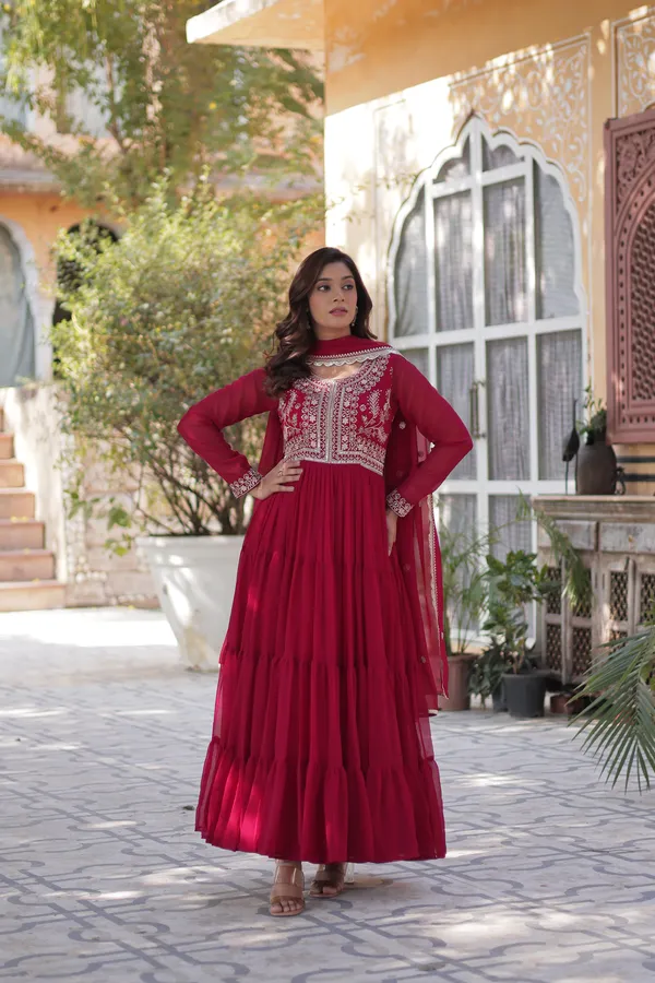 Pink_Gown_With_Dupatta_Set_Ethnic_Wear_Push_Premium_For_Women