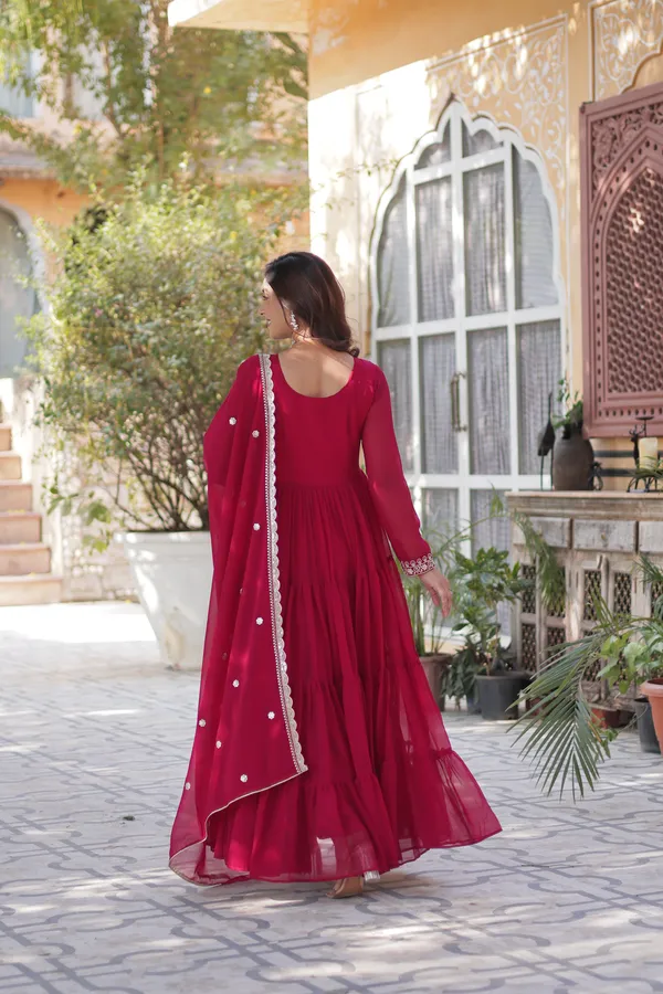 Pink_Gown_With_Dupatta_Set_Ethnic_Wear_Push_Premium_For_Women