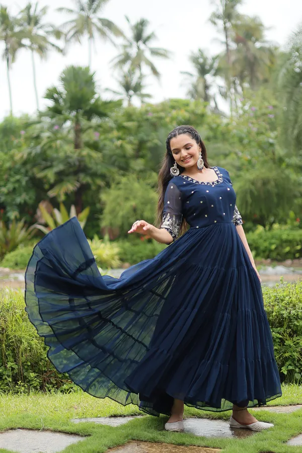 Morpich_Designer_Gown__Zari_Embroidery_For_Women