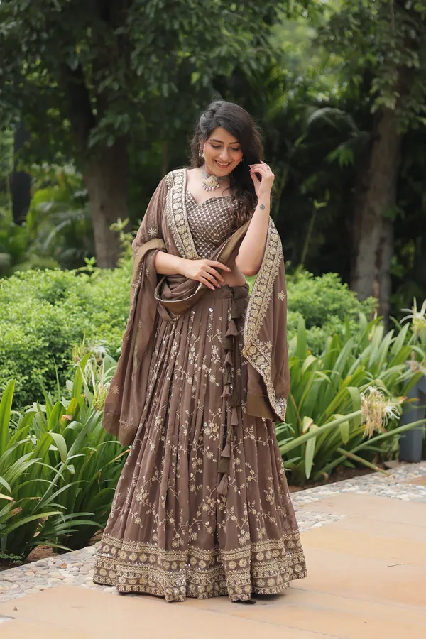 Elegant_Brown_Onion_Embroidered_Lehenga_Choli_Set_-_Perfect_for_Weddings_and_Festive_Occasions