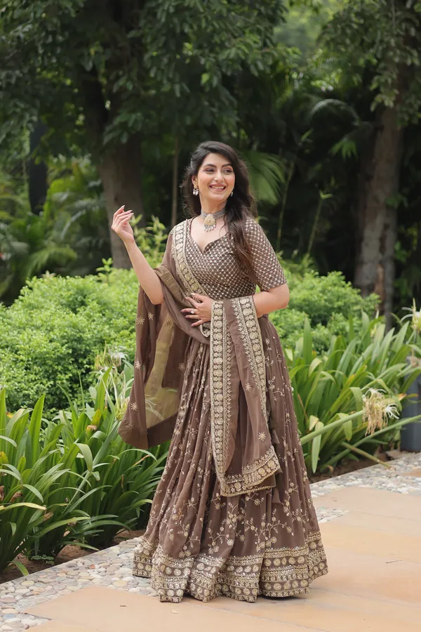 Elegant_Brown_Onion_Embroidered_Lehenga_Choli_Set_-_Perfect_for_Weddings_and_Festive_Occasions