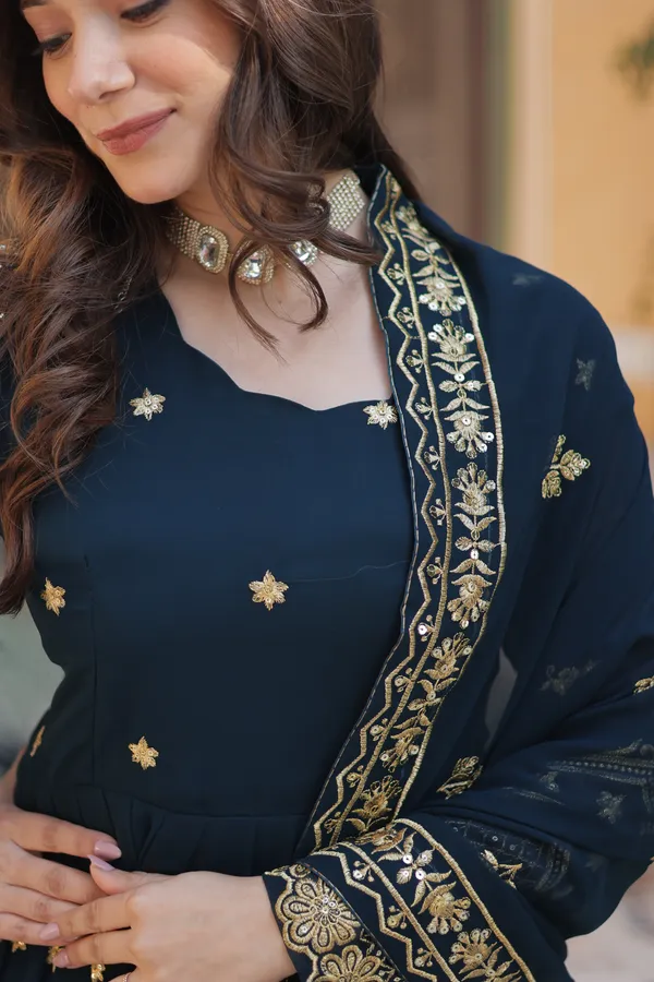 Rama_Designer_Gown_And_Thread_Embroidery_Push_Premium_For_Women