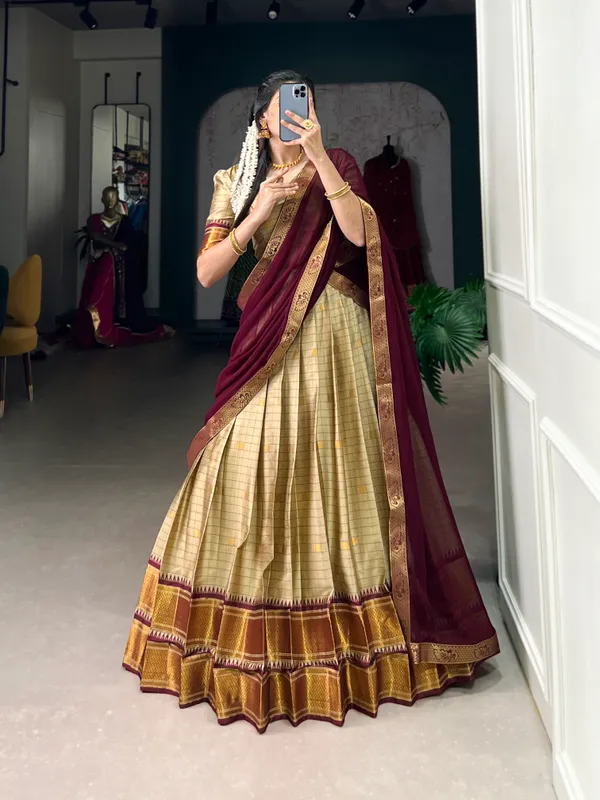 Paithani_artistry_on_Cotton_Silk—an_elegant_tribute_to_cultural_heritage