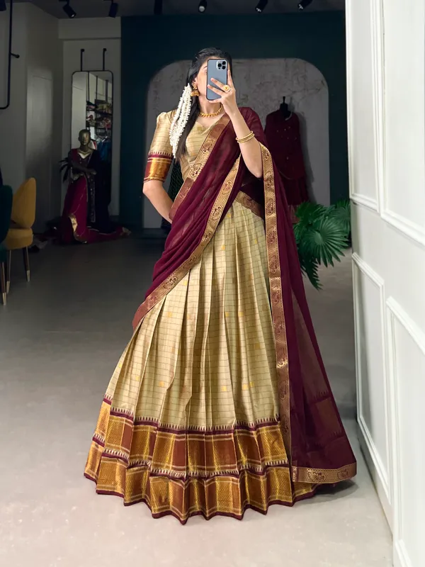 Paithani_artistry_on_Cotton_Silk—an_elegant_tribute_to_cultural_heritage