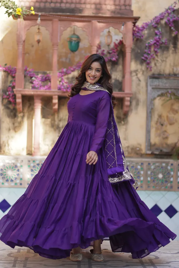 Jambali_Desirable__Fully_Flair_Gown_Made_With_Star_Georgette_Fabrics_And_Designer_Embroidered_Dupatta__For_Women
