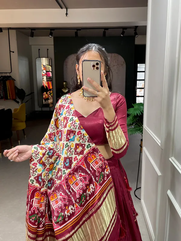 new_gaji_collection._embrace_the_softness_and_style_of_this_gaji_lehenga_set
