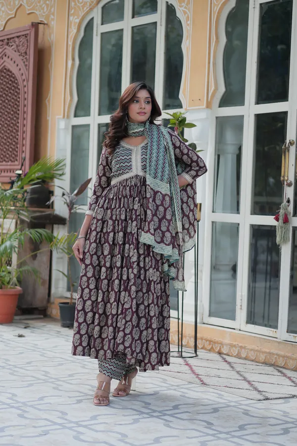 Wine_Green_Premium_Readymade_Kurti_With_Pant_&_Dupatta_Set_Push_Premium_For_Women