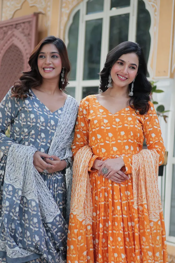 Grey_Premium_Readymade_Kurti_With_Pant_&_Dupatta_Set_Push_Premium_For_Women