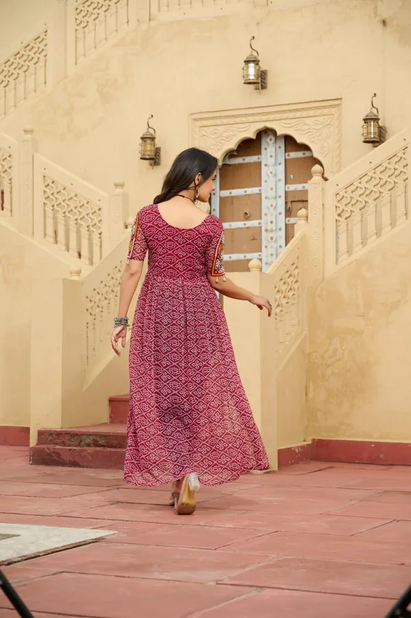 Perfect_for_Garba_nights_and_Dandiya_Raas,_each_outfit_is_paired_with_classic_oxidized_jewelry_and_colorful_dandiyas_to_complete_your_traditional_diva_look.